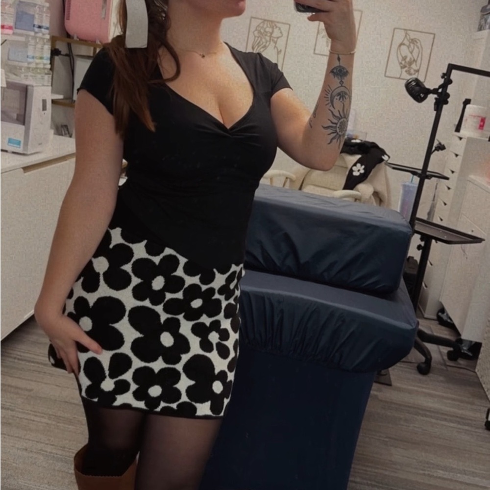 H&M Divided Monochrome Knit Top